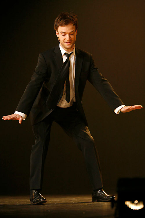 jonathan lambert one man show photos j lambert jonathan lambert one man show photos j lambert
